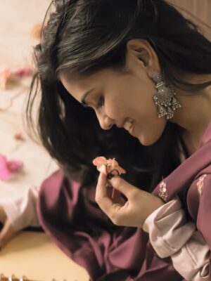 Denima Shrivastava Instagram - My desi collection of self portraits🌹❤️✨
.
.
.
.
.
.
.
.
.
.
.
.
.
.
.
.
.
Self portraits, portraits, photos, photography, photo ideas, desi, traditional, fashion, pose guide, inspiration, pinterest, aesthetic, Instagram, fyp 

#selfportraits #photography #photoideas #desi #poseguide #pinterest #fyo