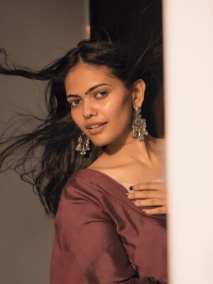 Denima Shrivastava Instagram - My desi collection of self portraits🌹❤️✨
.
.
.
.
.
.
.
.
.
.
.
.
.
.
.
.
.
Self portraits, portraits, photos, photography, photo ideas, desi, traditional, fashion, pose guide, inspiration, pinterest, aesthetic, Instagram, fyp 

#selfportraits #photography #photoideas #desi #poseguide #pinterest #fyo
