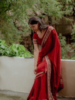 Denima Shrivastava Instagram - My desi collection of self portraits🌹❤️✨
.
.
.
.
.
.
.
.
.
.
.
.
.
.
.
.
.
Self portraits, portraits, photos, photography, photo ideas, desi, traditional, fashion, pose guide, inspiration, pinterest, aesthetic, Instagram, fyp 

#selfportraits #photography #photoideas #desi #poseguide #pinterest #fyo