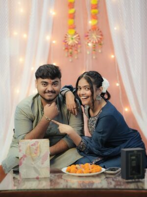 Denima Shrivastava Instagram - Pose ideas for this Rakshabandhan❤️🫶

In frame with my bro - @yash__khurana_ 💖
.
.
.
.
.
.
.
.
.
.
.
.
.
.
Rakhi poses, pose ideas, rakshabandhan, photoshoot, rakhi shoot ideas, pose guide, siblings, brother, instagram, fyp 

#rakhiposes #poseideas #rakhishootideas #rakshabandhan #poseguide #fyp