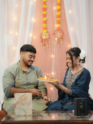 Denima Shrivastava Instagram - Pose ideas for this Rakshabandhan❤️🫶

In frame with my bro - @yash__khurana_ 💖
.
.
.
.
.
.
.
.
.
.
.
.
.
.
Rakhi poses, pose ideas, rakshabandhan, photoshoot, rakhi shoot ideas, pose guide, siblings, brother, instagram, fyp 

#rakhiposes #poseideas #rakhishootideas #rakshabandhan #poseguide #fyp