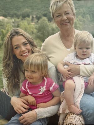 Denise Richards Instagram - Happy Birthday, Mom in Heaven.
You would’ve been 72 today. We miss and love you so much. 🙏🏼 💕