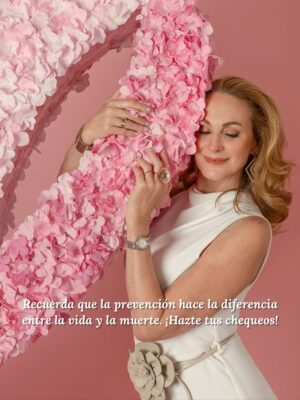 Denisse Dibós Instagram - 🙏🏼Hoy, que conmemoramos el Día Mundial de la Lucha contra el Cáncer de Mama, quiero compartir mi corazón 🩷 y mi gratitud. Hoy no solo celebro un año más de vida, sino 8 años desde aquel diagnóstico de cáncer de mama. 🥹
Recuerdo ese momento, hace no mucho, cuando todo pasaba por mi cabeza: la incertidumbre, las oraciones, las meditaciones... Y decidí tomarlo como un regalo de vida, una gran oportunidad para el aprendizaje y la evolución.
¡SOY UNA SOBREVIVIENTE 💪🏼 del cáncer de mama! Y como millones de personas en el mundo 🌍 que han vencido o que hoy luchan con valentía, hoy agradezco inmensamente.
Hoy doy gracias a Dios 💞 por esta segunda oportunidad. Elevo una oración 🙏🏼 por todas aquellas guerreras que lucharon hasta darlo todo y que hoy ya no están aquí para celebrarlo con nosotras.
¡Gracias, gracias y gracias!
Ahora, con fe, siempre atenta y puntual con mis chequeos, ¡siempre pa’lante! Esta experiencia me enseñó a apreciar lo que tenemos y a cuidar nuestra vida. Me refugié en actividades que me hacían bien, como el yoga 🧘♀️, las caminatas, y encontré en la equinoterapia mucha paz, un espacio para el disfrute y la naturaleza.
Recuerda que la prevención hace la diferencia entre la vida y la muerte. ¡Hazte tus chequeos!
¡UN DIAGNÓSTICO TEMPRANO SALVA VIDAS 💞!
Si conoces a alguien que está pasando por esto, comenta con un 💓 y mandémosle nuestros mejores deseos para que se recupere pronto. ¡Vamos que sí puedes 👏🏼! Y si eres una sobreviviente como yo, celebra la vida y sigue cuidándote 🙏🏼.
¡Bravo por todas esas mujeres valientes y hermosas que no se dejaron vencer con el cáncer!
¡Tenemos tanto que agradecer! Aprendamos a valorar cada respiro.
#TimeToEndBreastCancer #DiaMundialDelCancerDeMama #CelebraLaVida #Cáncer #AcabemosConElCancerDeMama