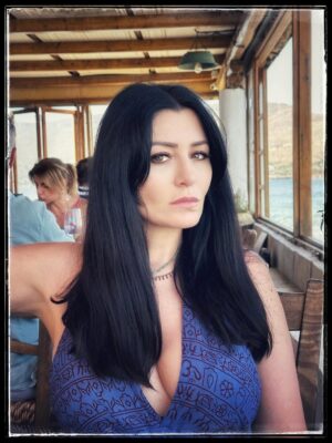 Deniz Çakır Instagram - Küçük bir ada hikayesi.. 🌿