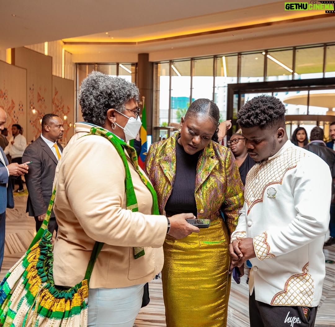 Dentaa - 1K Likes - An unforgettable moment meeting the phenomenal leader, Hon. Mia Amor Mottley. @mamottley 

“Leadership is not about titles or positions but impact, influence, and inspiration.”

In our conversation, I told her that I am determined to bring everything she has been passionately preaching to life right on her island. With a warm smile, she said she had already heard all about GUBA and graciously gave her blessings for the GUBA Awards. @gubaawards 

Hon. Mia Mottley has been a relentless voice for African–Caribbean unity, driving trade, collaboration, and a shared destiny across the Atlantic. Her leadership continues to light the path for our generation and the next! #gubainbarbados #guba2025 #visitbarbados 

Thank you Amb @juliettebynoesutherland @barbadosinghana 

Photo @twinsdntbeg @swagofafricanews 
@mrghanababy ❤️🇧🇧
Outfit @ola__scott 
Stylist @da_therapizt