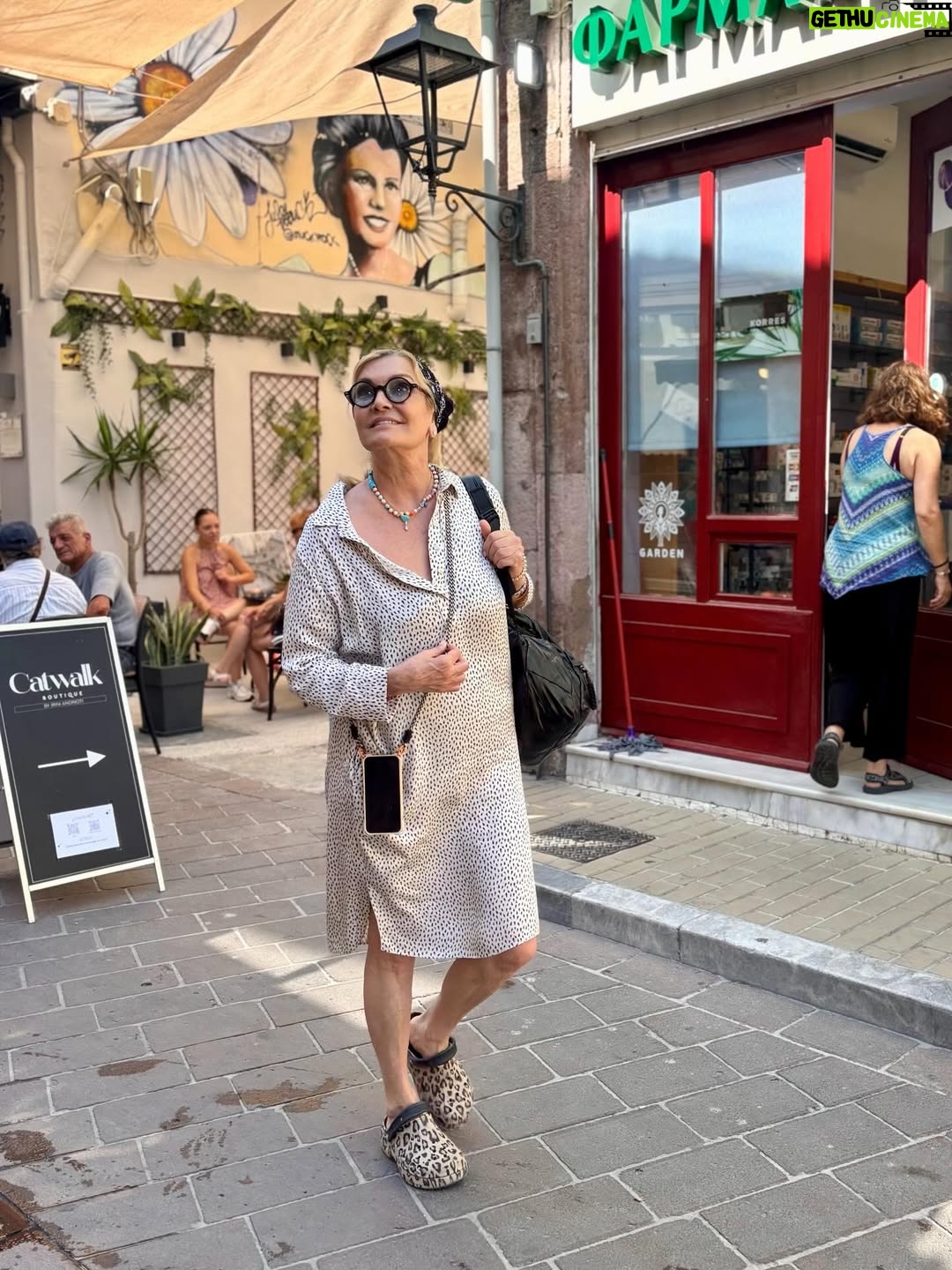 Derya Baykal - 32.7K Likes - Karşı kıyıda bir mola ✨🌿🌊