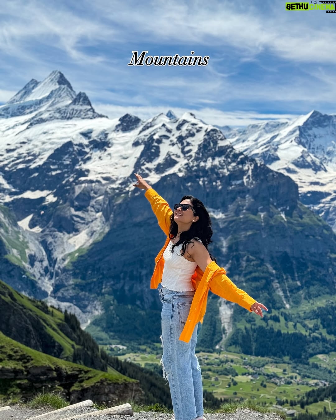 Deveshwari Negi - 2.2K Likes - Does any of these include yours? 🥰
.
.
.
#dopamine #dopamineboost #happyhormones #pahaadi_soul #potd #picture #pictoftheday #pictures #pictureoftheday #pic #picofthedays #mountains #sunsets #trekking #pahadi #pahadan #uttarakhand #shiva #omnamahshivay #bholenath