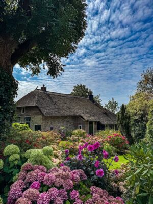Deveshwari Negi Instagram - Am I in a living postcard or is this just Giethoorn? šæš¤
.
.
.
#giethoorn #giethoornš³š± #netherland #netherlands #holland #hollandš³š± #netherlandsš³š± #pic #pictures #pictureoftheday #potd #ootd #fairytale #fairytalevibes #europe #dutch #pictoftheday #picstitch #picofthedays #fairytalevillage #pahaadi_soul #travelblogger #indianinbelgium #indianineurope #europe_greatshots #mustvisit #hiddengem #picture