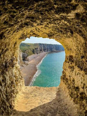 Deveshwari Negi Instagram - Some days you just need a view like this š
.
.
.
#Ć©tretat #etretat #france #normandy #normandyfrance #beautifuldestinations #pahaadi_soul #indianineurope #travelblogger #europe #franceš«š· #travelling #travellers #tips #tipsandtricks #paris #parisfrance #francetourisme #fyp #explore #normandymylove #potd #pics #pictureoftheday #picstitch #picture #picoftheweek #picooftheday