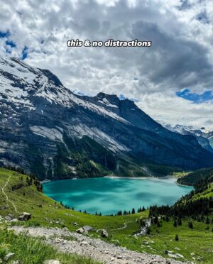 Deveshwari Negi Instagram - Mountains and me, a love story š
.
.
.
#pic #pics #pictureoftheday #pictures #potd #mountain #swissalpsšØš #swiss #switzerland #switzerland_vacations #mountains #picstitch #picture #love #vacay #grindelwald #oeschinensee #lauterbrunnen #interlaken #travel #travelling #travelbloggers #pahaadi_soul #indianineurope #pahad #pahadi