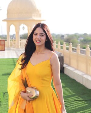 Dhairya Sandhyana Instagram - 💛🕊️