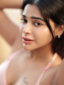 Actress Dharsha Gupta HD Photos and Wallpapers October 2025