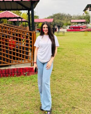 Dhwani Gupta Instagram - Happy Holi šš¤šŖ¬