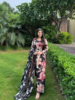 Dhwani Gupta Instagram - Wearing this beautiful outfit from @womancart.in š¤š»āØ
Itās the perfect blend of modern and elegant design š«¶š»
#explore #explorepage #foryou #fyp #trending #postoftheday #ootd
Suits, coord sets, outfits, Jammu, Jammu girl, elegance, fashion, lifestyle, ootd, fashion inspo