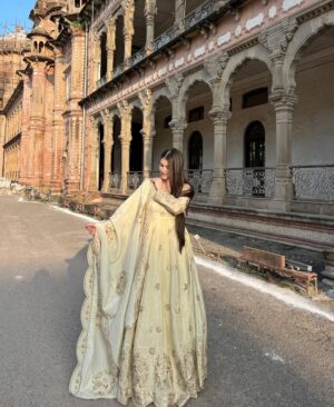 Dhwani Gupta Instagram - šāØš¦¢
Wearing @idaho_o
#explore #explorepage #foryou #fypage #fyp
Suits, Traditional suits, Ethnic, Anarkali, Fashion, Elegance, Jammu girl, Jammu city