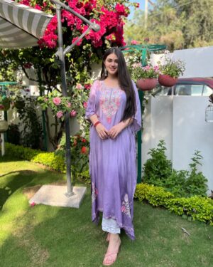 Dhwani Gupta Instagram - Effortlessly chicš¤
#explore #explorepage #foryou #fyp