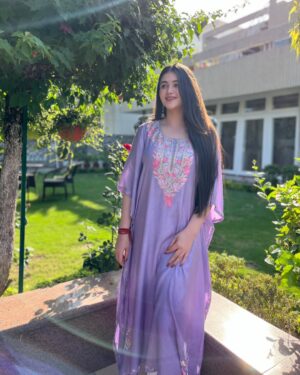 Dhwani Gupta Instagram - Effortlessly chicš¤
#explore #explorepage #foryou #fyp