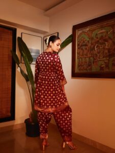 Actress Dia Mirza HD Photos and Wallpapers October 2025