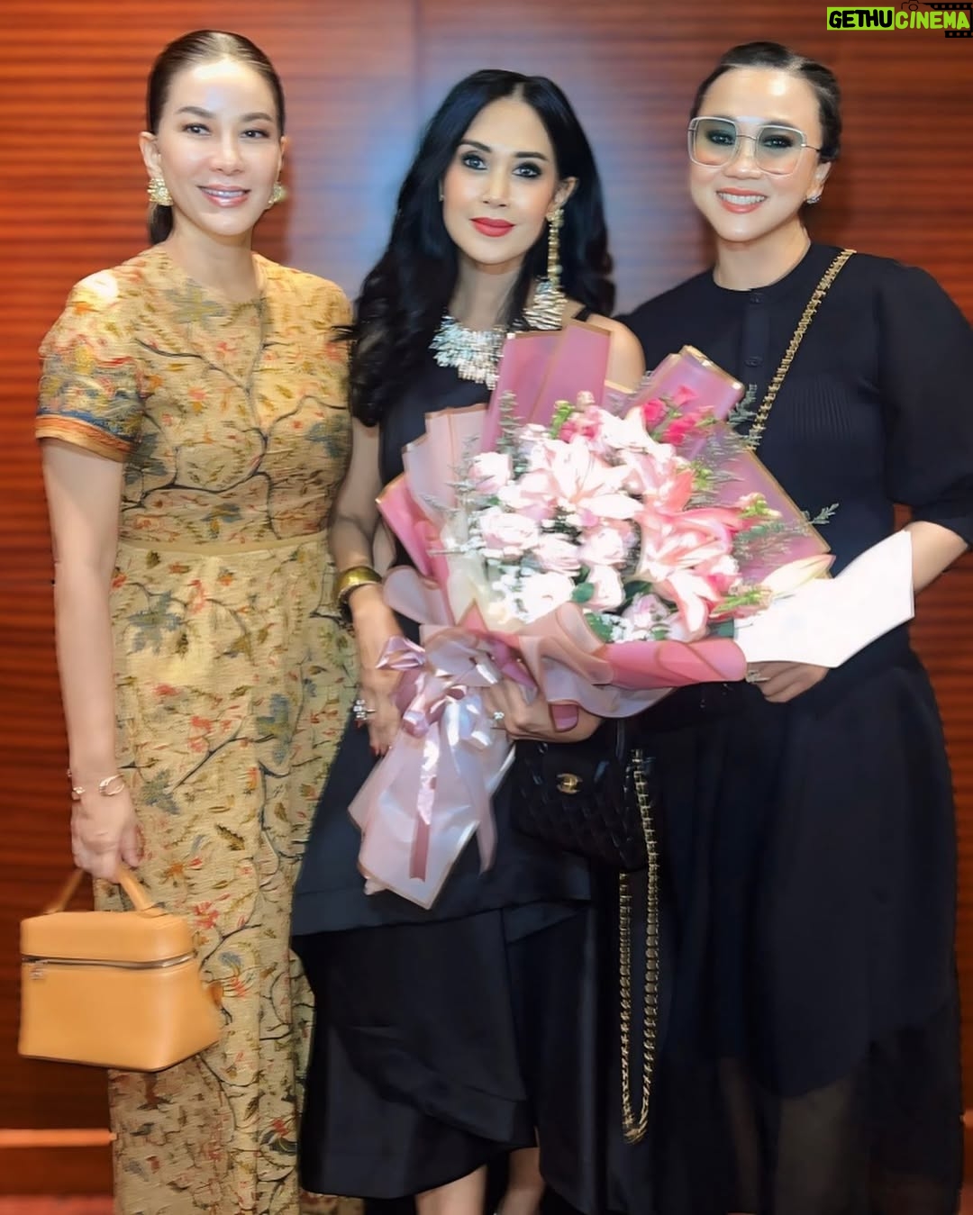 Diah Permatasari - 1.5K Likes - A GALA PREMIERE 
REGO NYOWO Film 🔥🔥👏🏻👏🏻👏🏻
Segera Tayang Tgl 31 Juli 2025 di Bioskop!
@rizalmantovani 
@rocksoraya 
@hitmakestudios
@film_regonyowo