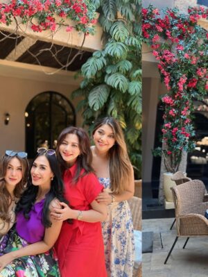 Diah Permatasari Instagram - welcome Back Sarah!❤️
Reunion With my Beatiful Old friends❤️
•
Teman2 main sinetron Barengan di Thn 90 an❤️
Bahagia banget mengenang Masa kebersamaan..
Can’t wait To see you Again Gals!❤️
•
Diah,Diana,Cut Keke& Sarah❤️
Love you All honey honey!❤️