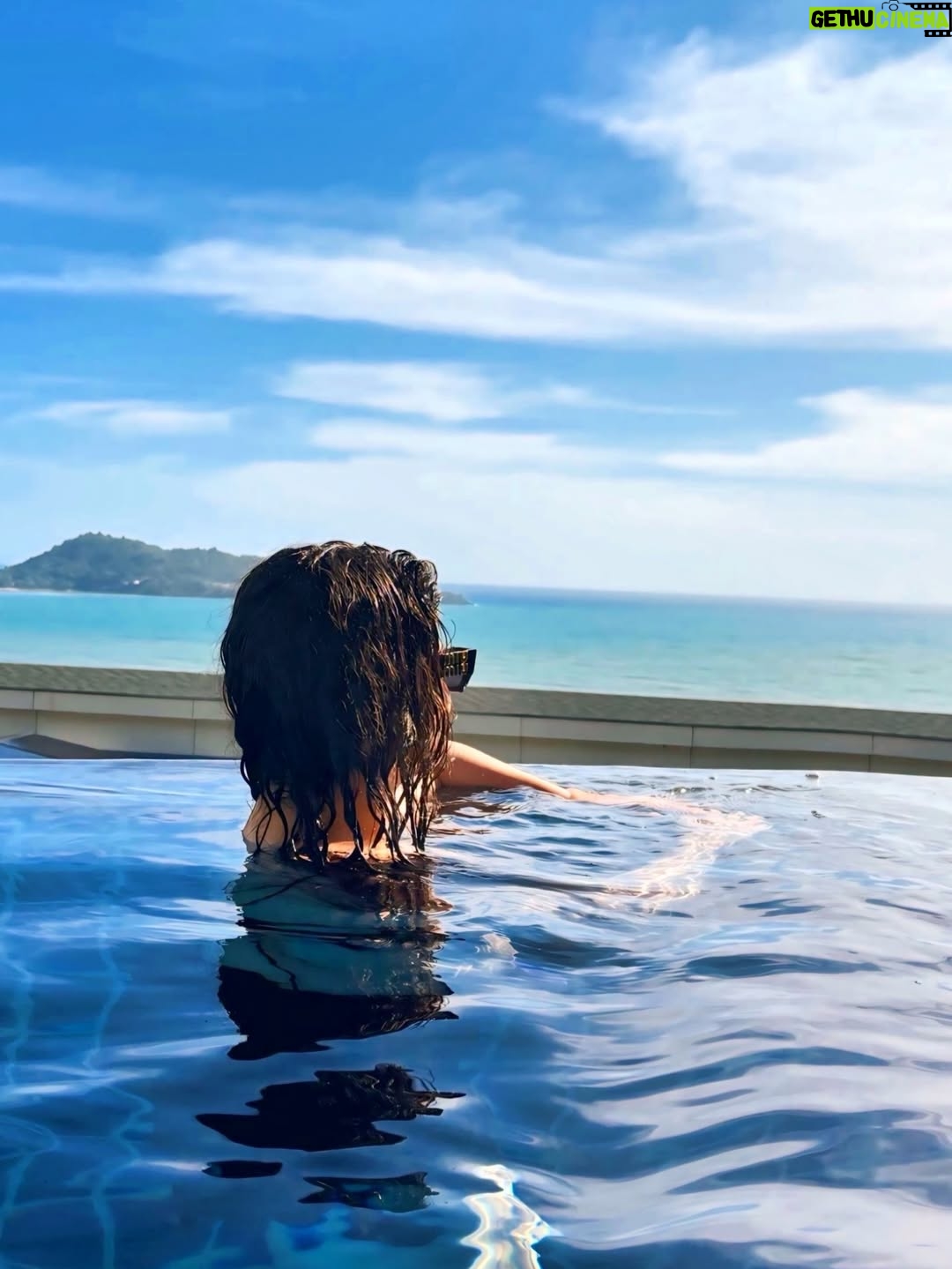 Diana Khan - 13.9K Likes - A very blessed girl,
a very healed girl,
a very happy girl,
a very worthy girl☀️🌊