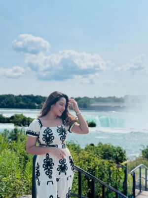 Dighi Instagram - Nothing but Niagara spamming ✨