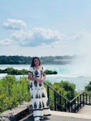 Dighi Instagram - Nothing but Niagara spamming ✨