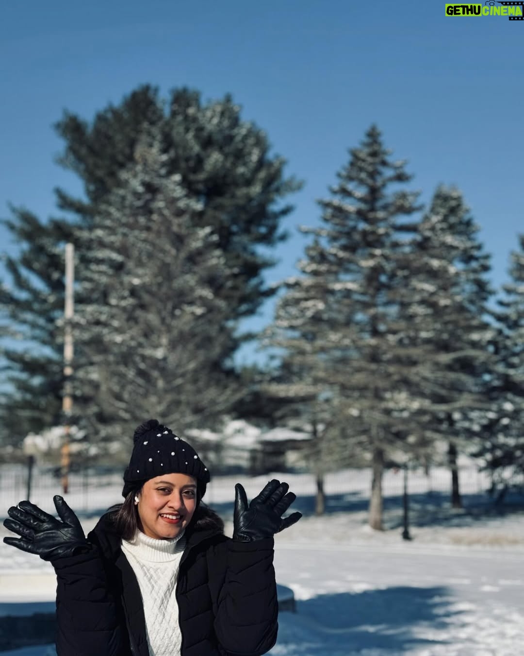 Dighi - 5.8K Likes - My first ever snow experience ❤️