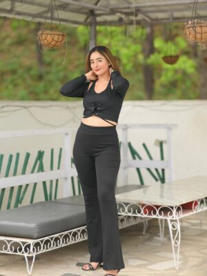 Diksha Behll Instagram - Fit pics give me will to live 🖤
.
.
.
Top @littlebox.india
Pants @hm
.
.
Pc @_photo__hub____
.
.
#explore #explorepage #trending #reels #trendingreels #dehradun #uttarakhand #nature #dehradunlove #dehradunblogger #uttarakhandblogger #exploreuttarakhand