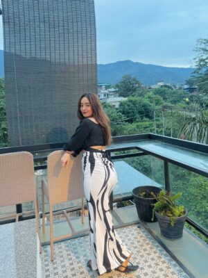 Diksha Behll Instagram - Missin’ nothing but the money I spent on my clothes 🫢🙇🏼♀️
.
.
.
Outfit @savana
Footwear @hypefly.in