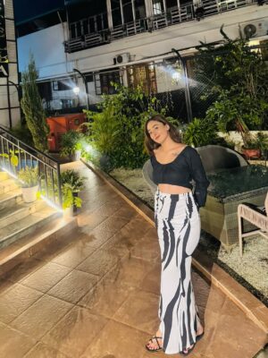 Diksha Behll Instagram - Missin’ nothing but the money I spent on my clothes 🫢🙇🏼♀️
.
.
.
Outfit @savana
Footwear @hypefly.in