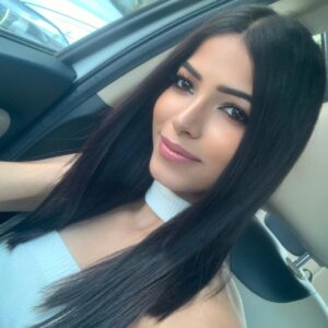 Diksha Singh Instagram - Your simplicity is your cuteness💛⭐️