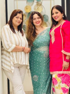 Disha Tewani Instagram - Friendship is the only cement that will hold world together ❤️