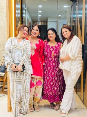 Disha Tewani Instagram - My Girl gang 🥰