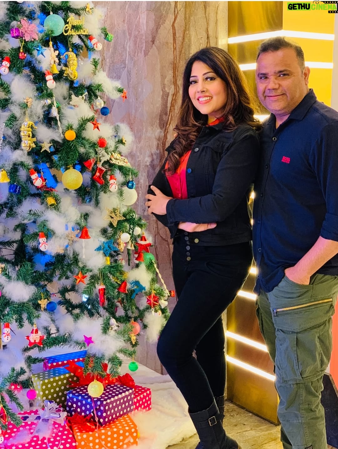 Disha Tewani - 1.1K Likes - Every day with you is a blessing, but today is extra special because it’s your birthday! Love you forever. 🎉💑 @thejimmytewani ❤️😘🫶🏻🎂🥳🥳