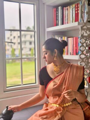 Ditipriya Roy Instagram - || গনু দাদা || 🙏🏻❤️
.
.
.
.
.
.
.
.
.
.
. #ganeshchaturthi2025 #puja #house #worship #song #bappa #wednesday #wisdom #love #prosperity #peace #mood #instamood #instalike #instapic #instagram