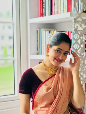 Ditipriya Roy Instagram - || গনু দাদা || 🙏🏻❤️
.
.
.
.
.
.
.
.
.
.
. #ganeshchaturthi2025 #puja #house #worship #song #bappa #wednesday #wisdom #love #prosperity #peace #mood #instamood #instalike #instapic #instagram