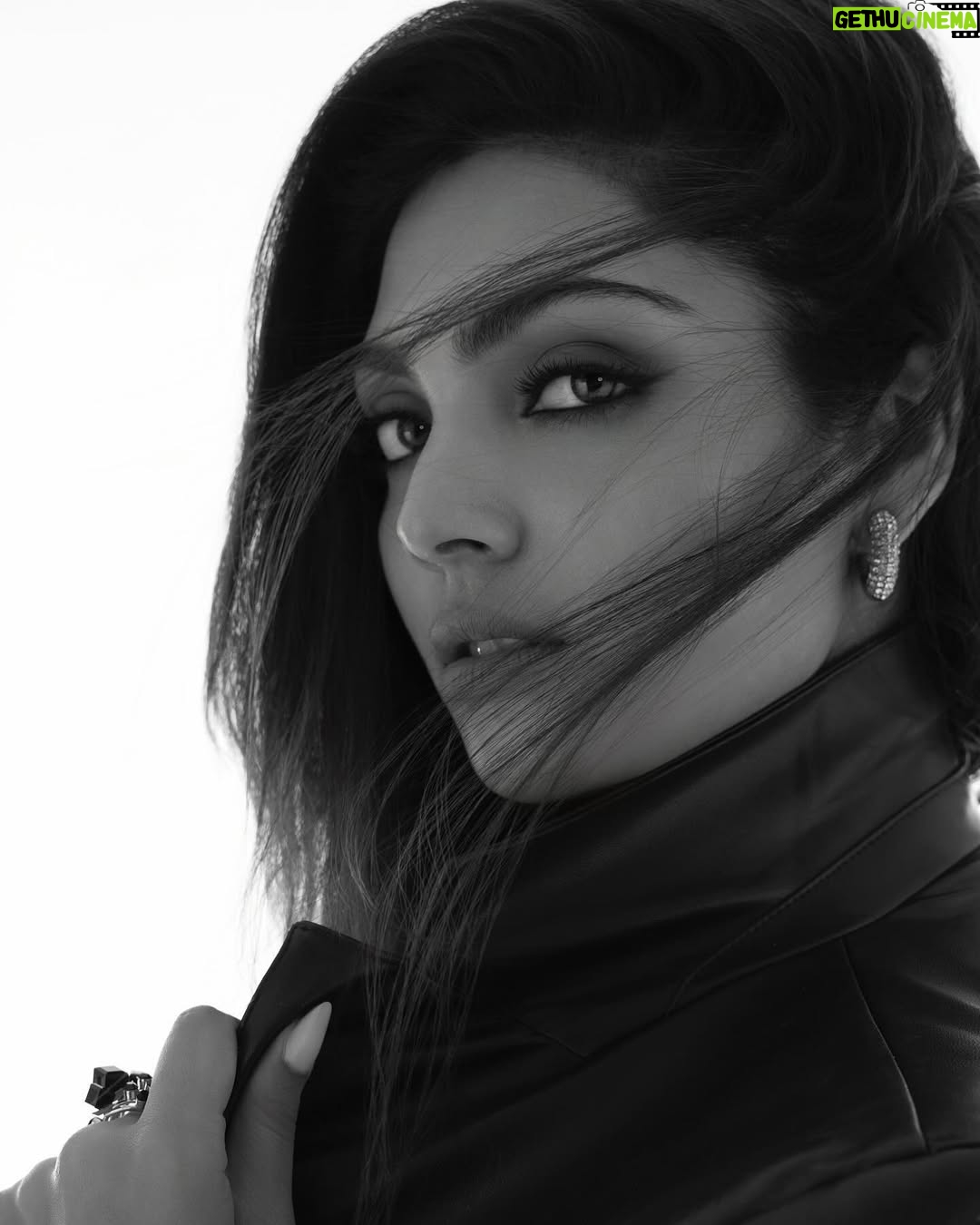 Divita Rai - 2.7K Likes - There’s nothing more rare nor more beautiful than a woman being unapologetically herself…..
Here’s to celebrating authenticity and living boldly today and everyday…….Happy Women’s Day 🖤

PC: @nikhilmantri_ 
MUAH: @batyoureyelash
