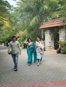 Actress Divya Bharathi HD Photos and Wallpapers September 2025
