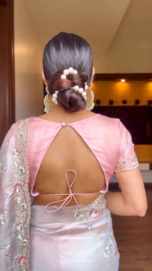 Divya Nagar Chaudhary Instagram - 💖
This beautiful saree was gifted by @singhanias_official ✨
.
.
.
.
.
.
.
#weddingphotography #wedding #shadi #lehnga
#fyp #fypage #trendingreels #trendingsongs #indian #indianlook #barbie #barbietrend #fashion #fashionstyle #fashionblogger #fashionista #dresses #dress #pink #suits @myntrafashionsuperstar @myntrabeauty @myntra @amazonfashionin #christmas #christmasdecor #dress #hairstylist #hair #indian hairstyles #hairtutorial