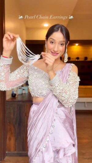 Divya Nagar Chaudhary Instagram - Comment for Product Link ✨
The Ultimate Brand Sale is live from 6th-13th Feb on @amazonfahsionin
Get min 40% extra up to 10% off
Extra 10% cashback* for Prime members.
#amazonultimatebrandsale #amazonvalentinesdayedit
#getstyyledwithamazon #amazonfashion #ad #collab
- @amazonfashionin