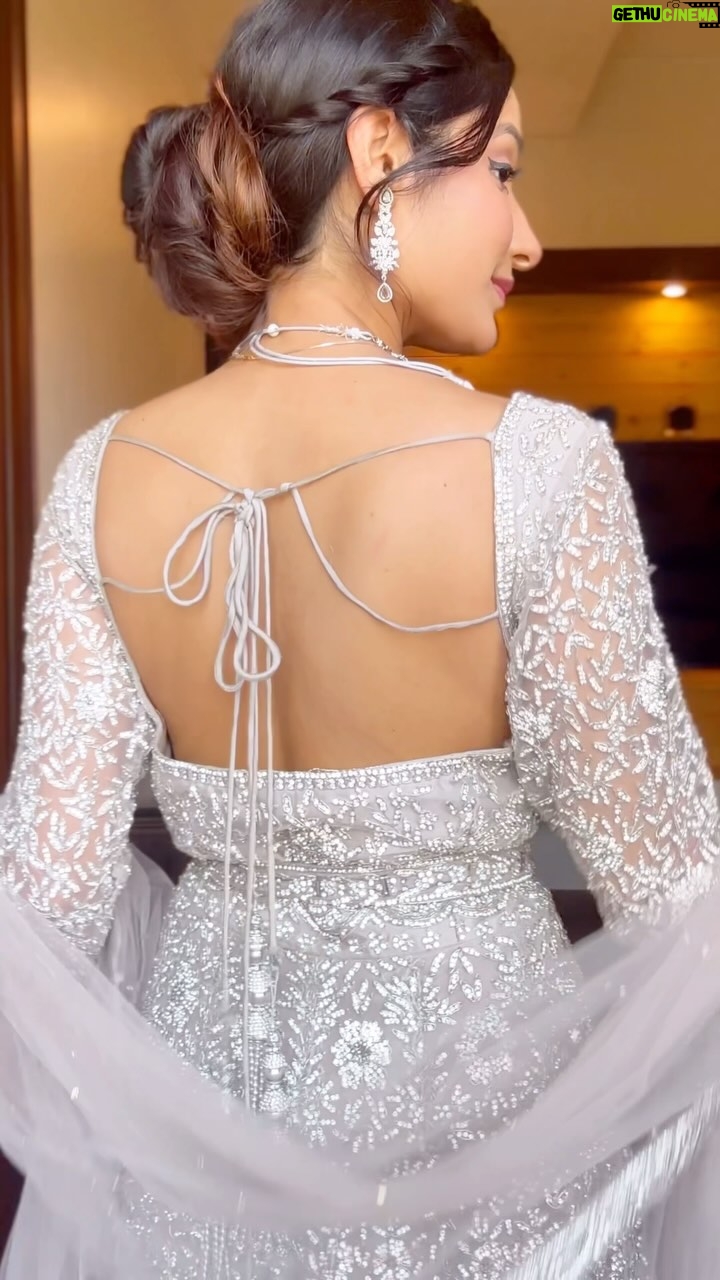 Divya Nagar Chaudhary - 809 Likes - 🦢 Look2 of "30Days-30Hairstyles" April Edition 💓

.
.
.
.
.
#weddingphotography #wedding #shadi #lehnga 
#fyp #fypage #trendingreels #trendingsongs #indian #indianlook #barbie #barbietrend #fashion #fashionstyle #fashionblogger #fashionista #dresses #dress #pink #suits @myntrafashionsuperstar @myntrabeauty @myntra @amazonfashionin #christmas #christmasdecor #dress #hairstylist #hair #indian hairstyles #hairtutorial