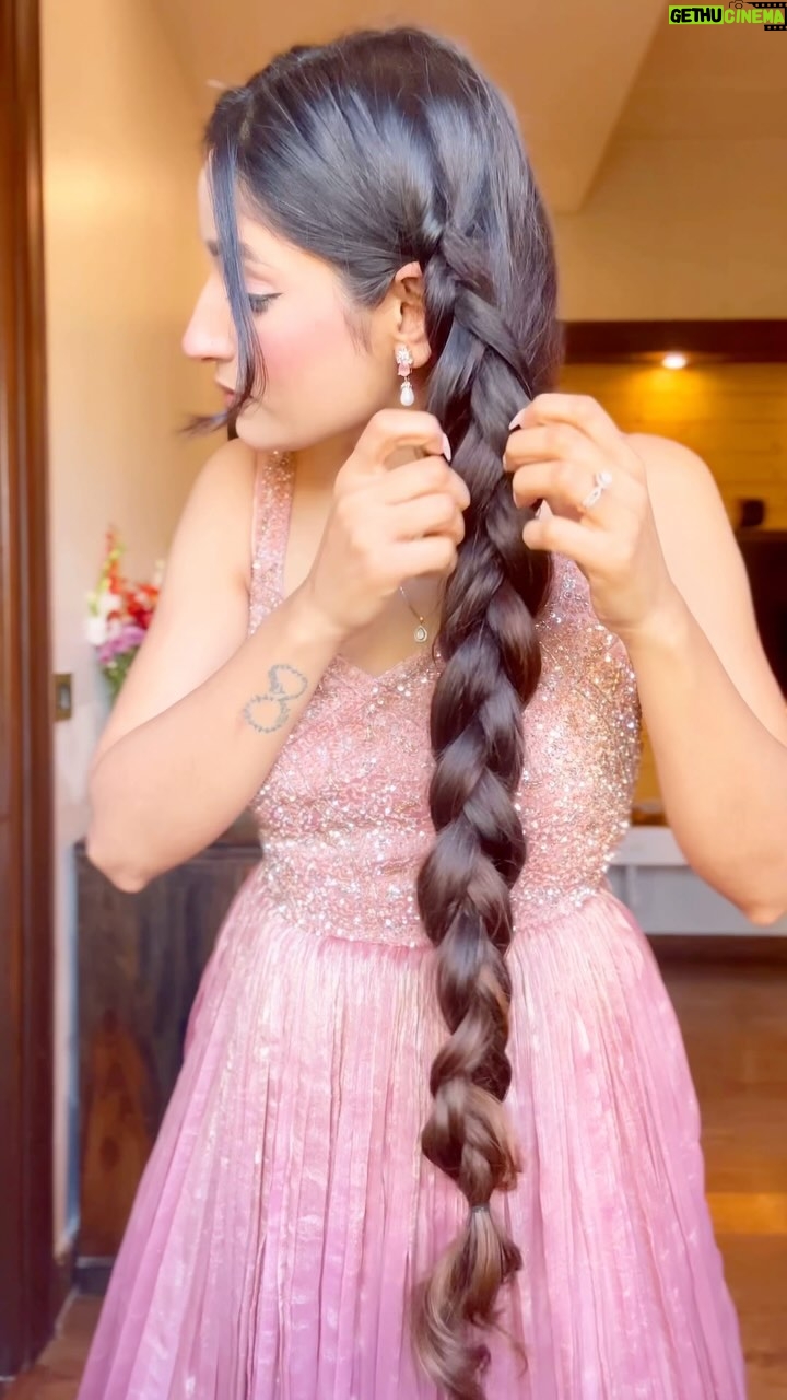 Divya Nagar Chaudhary - 2.6K Likes - ✨
.
.
.
.
.
.
.
#indian #hair #hairtutorial #hairstylist #fashion #fyp #trendingreels #fypage #indianlook #trendingsongs #disney #disneyland #longhair #flower #floral #dress #contentcreator #hairtransformation #hairideas