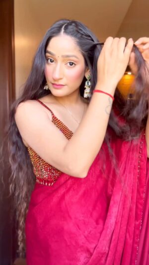 Divya Nagar Chaudhary Instagram - Comment link for the Jwellery 💖
.
.
.
#ad
.
.
.
.
,
The Amazon Ultimate Brand Sale: Color Splash is live till 9th March. Shop now and avail great discounts on top brands.
#AmazonUltimateBrandSale #UltimateBrandSale #AmazonFashion #GetStyledWithAmazon #AmazonFinds #AmazonBeauty
- @amazonfashionin