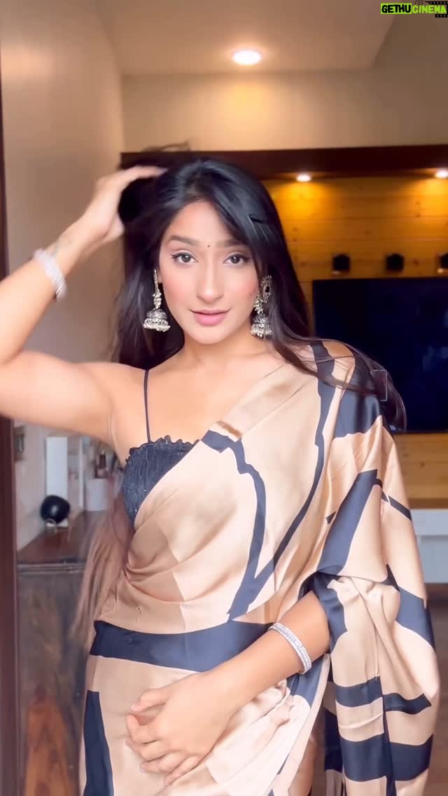Divya Nagar Chaudhary - 843 Likes - Comment "Link" for this beautiful Saree ✨

#AmazonFashion #GetstyledwithAmazon #AmazonFinds #AmazonStyle #Ad#collab

@amazonfashionin