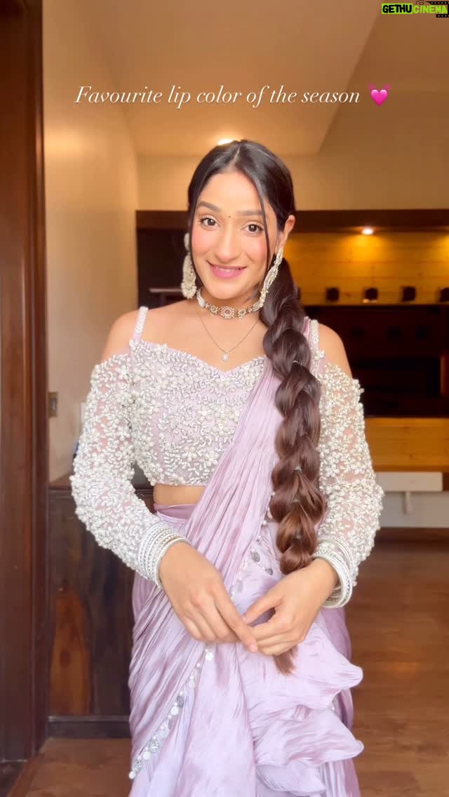Divya Nagar Chaudhary - 788 Likes - Pick my favourite Lip Colour for this wedding season ✨
Comment "Link" for the Product 💓
.
.
.
#ad 
.
.
.
.
,

The Amazon Ultimate Brand Sale: Color Splash is live till 9th March. Shop now and avail great discounts on top brands.

#AmazonUltimateBrandSale #UltimateBrandSale #AmazonFashion #GetStyledWithAmazon #AmazonFinds #AmazonBeauty

- @amazonfashionin
