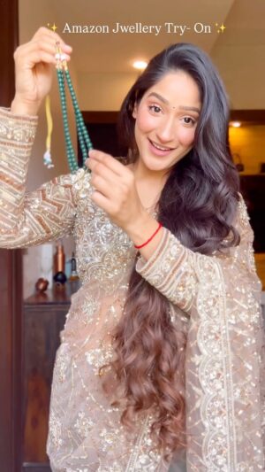 Divya Nagar Chaudhary Instagram - Comment for Product links ✨
Beautiful Emerald nacklace set with Earrings 🦚
.
.
.
.
.
.
.
.
.
.
.
.
#UltimateBrandSale #AmazonFashion #GetStyledWithAmazon #AmazonFinds #AmazonBeauty #ultimatebrandsale #amazonsale #Ad
@amazonfashionin