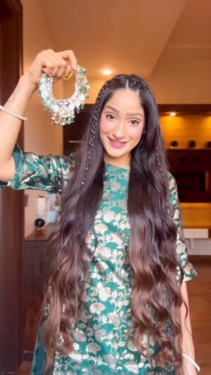 Divya Nagar Chaudhary Instagram - Comment "Link" for the Jewellery and Kurta Set 🦚
.
#Getstyledwithamazon #ad #Amazonbeautyfinds
#GlobalBrandStore
- @amazonfashionin