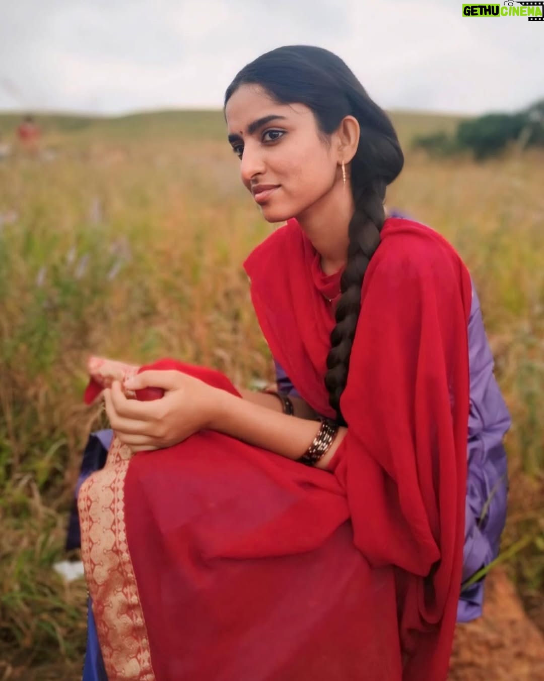 Divya Sripada - 72K Likes - Snehithuralu on 11/11/2020 :)