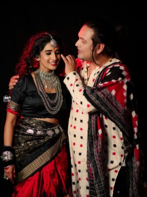 Divyadisha Mohanty Instagram - Devi …. Blessed to know this amazing Girl @iamdivyadishamohanty … dedicated and humble … so graceful .. Maa Durga protect you …